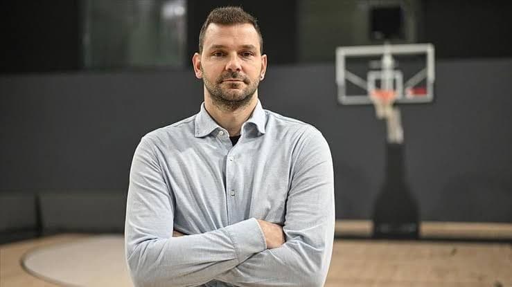 Vladimir Micov