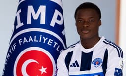 Kasımpaşa'dan 3. transfer! 18 yaşındaki sol kanat imzayı