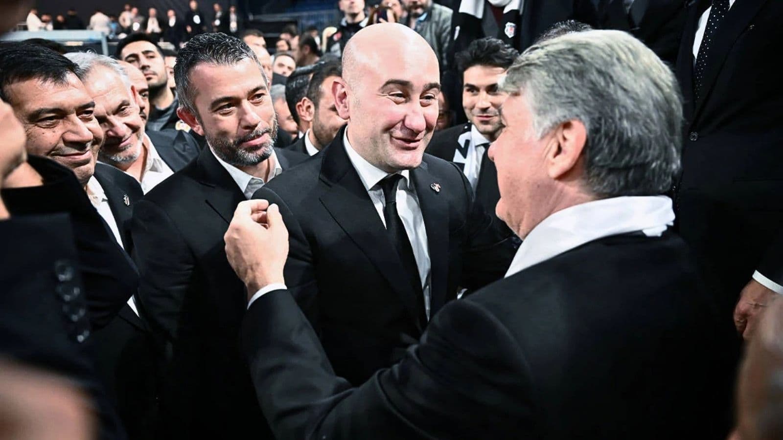 Hüseyin Yücel'den Beşiktaş başkanlığı sorusuna cevap!