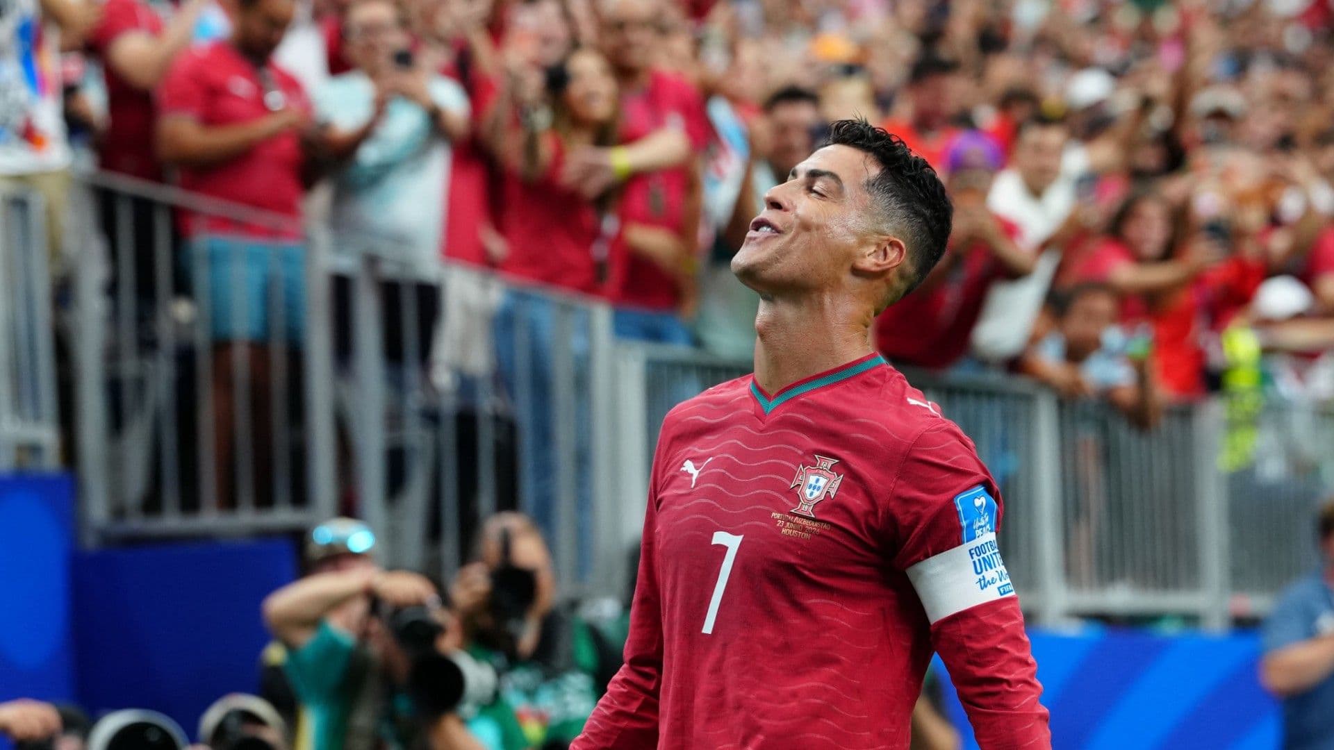 Ronaldo: "Messi umrumda değil!"