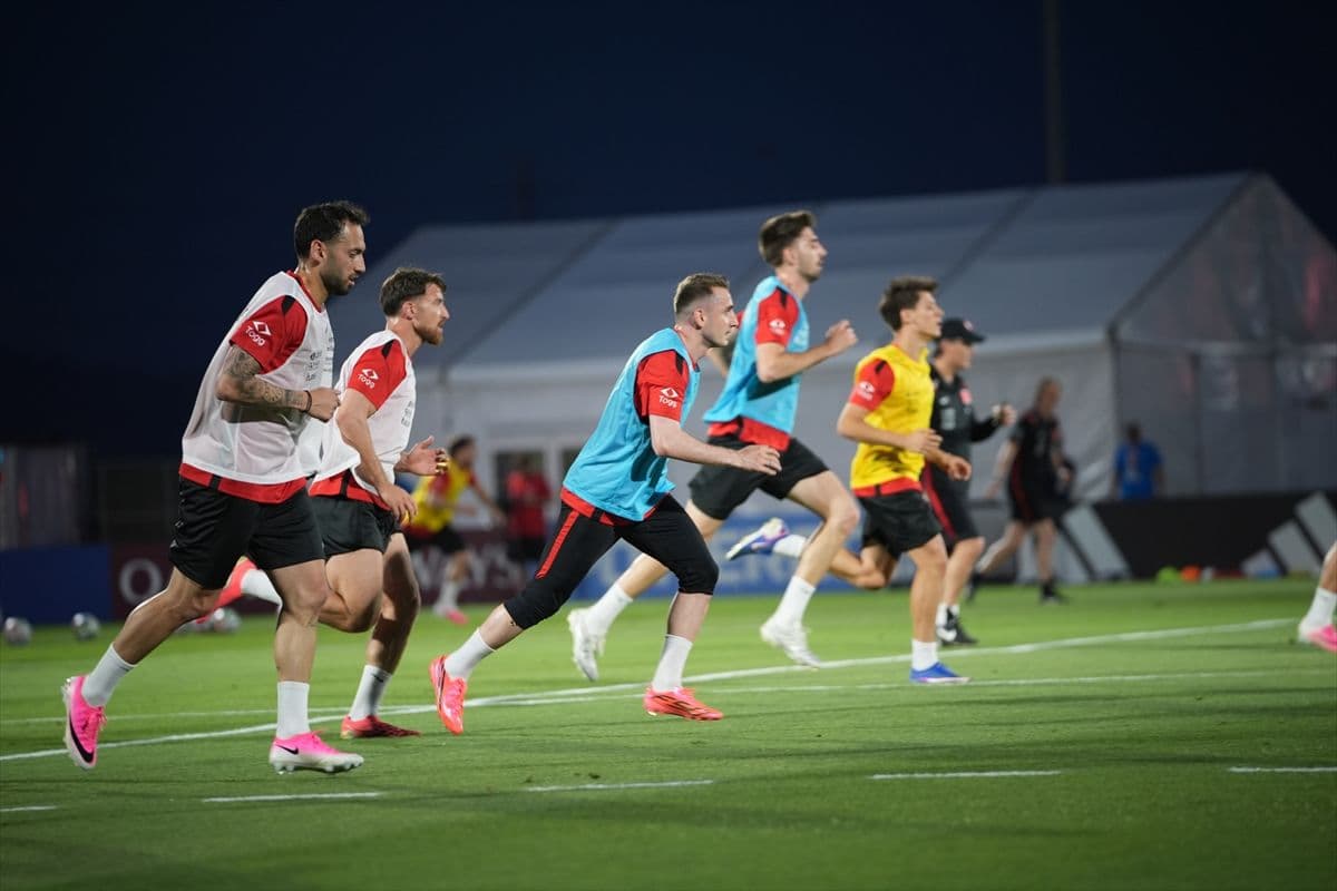 A Milli Futbol Takımı Arizona'daki ilk antrenmanını yaptı