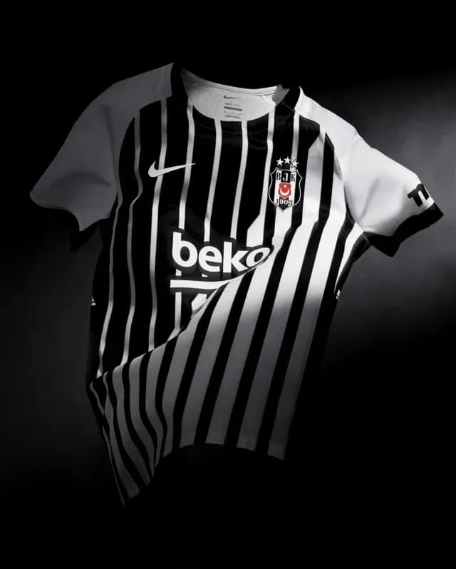 Deplasman&nbsp;forması
