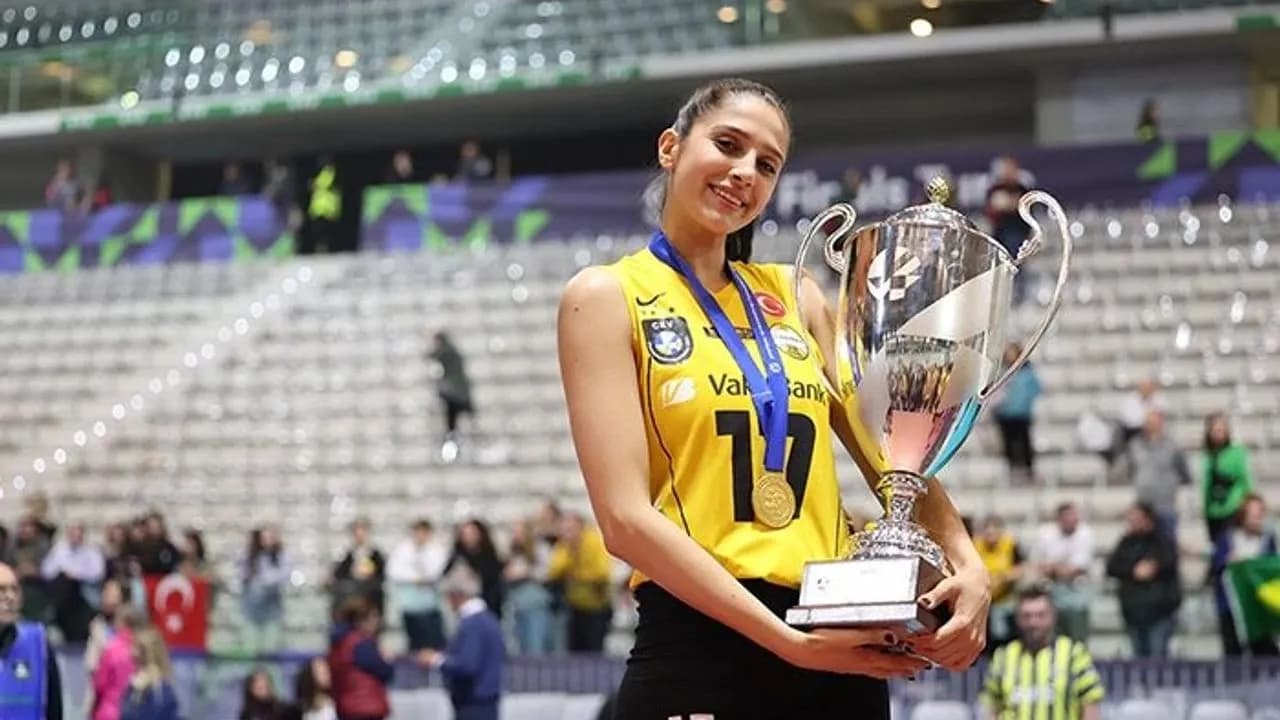 Derya Cebecioğlu