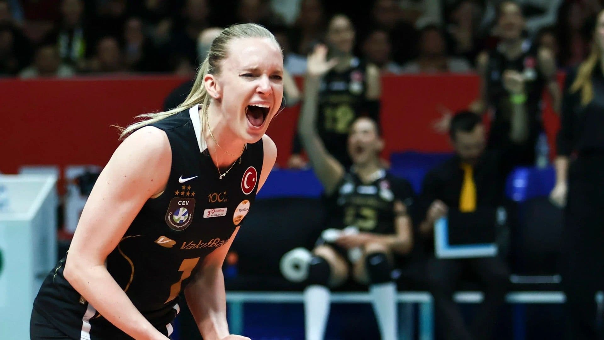 Alexandra Frantti, İlbank'ta!