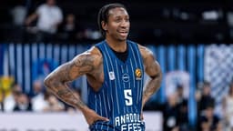 Anadolu Efes'te Saben Lee ve Cole Swider ile yollar ayrıldı!