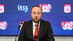 Sivasspor'da Burak Özçoban, yeniden başkan seçildi
