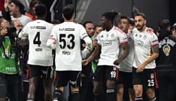 Beşiktaş'ta ayrılıklar sürüyor! Cengiz Ünder ve El Bilal Toure'ye veda edildi