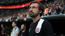 Pirlo'nun İtalya görevine bahis engeli!