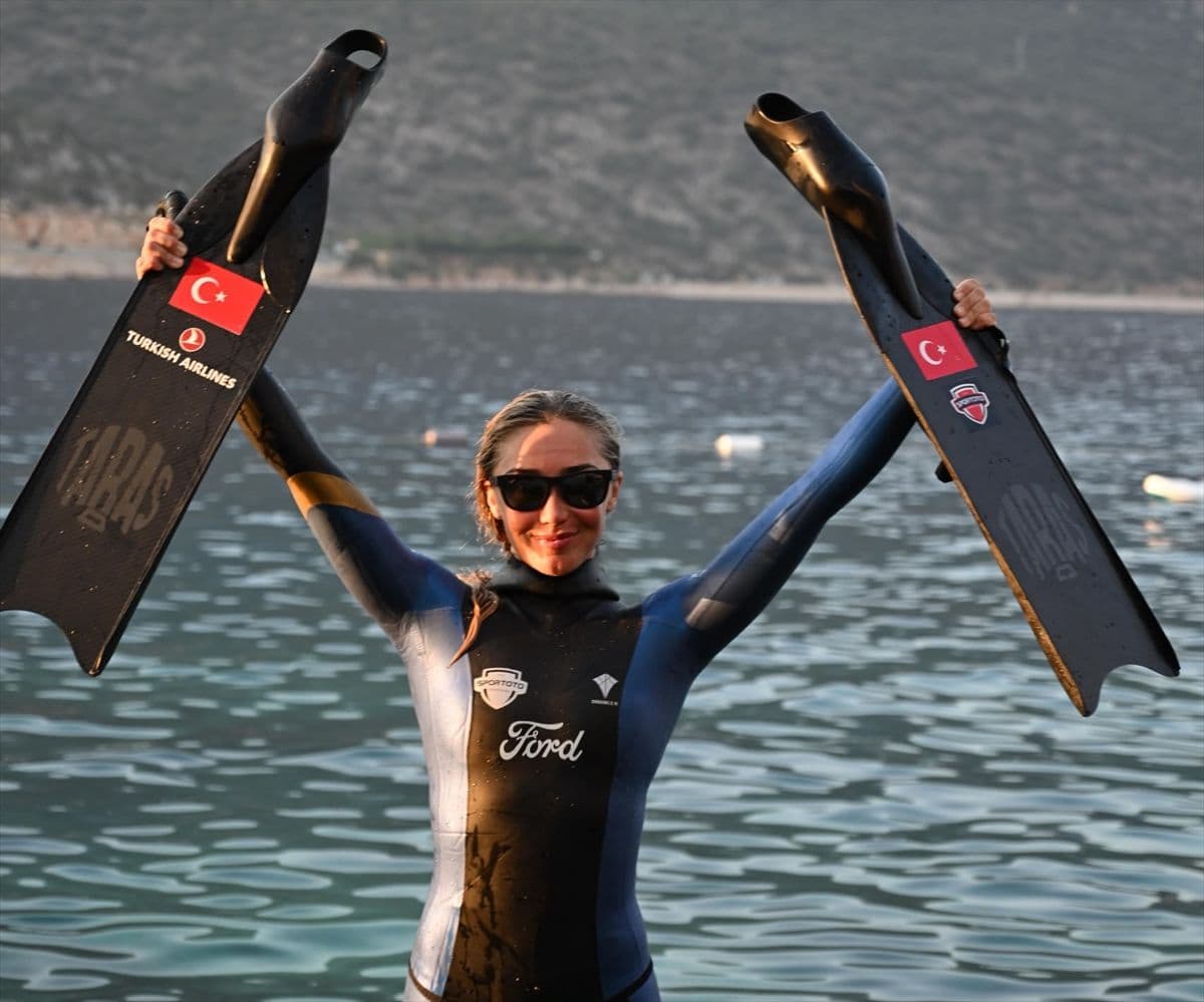 Şahika Ercümen'den Türkiye Şampiyonası'nda 2 altın