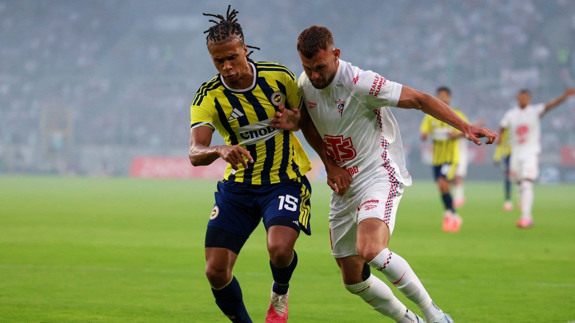 Nathan Ake: "Kendi kendimize maçı zorlaştırdık"