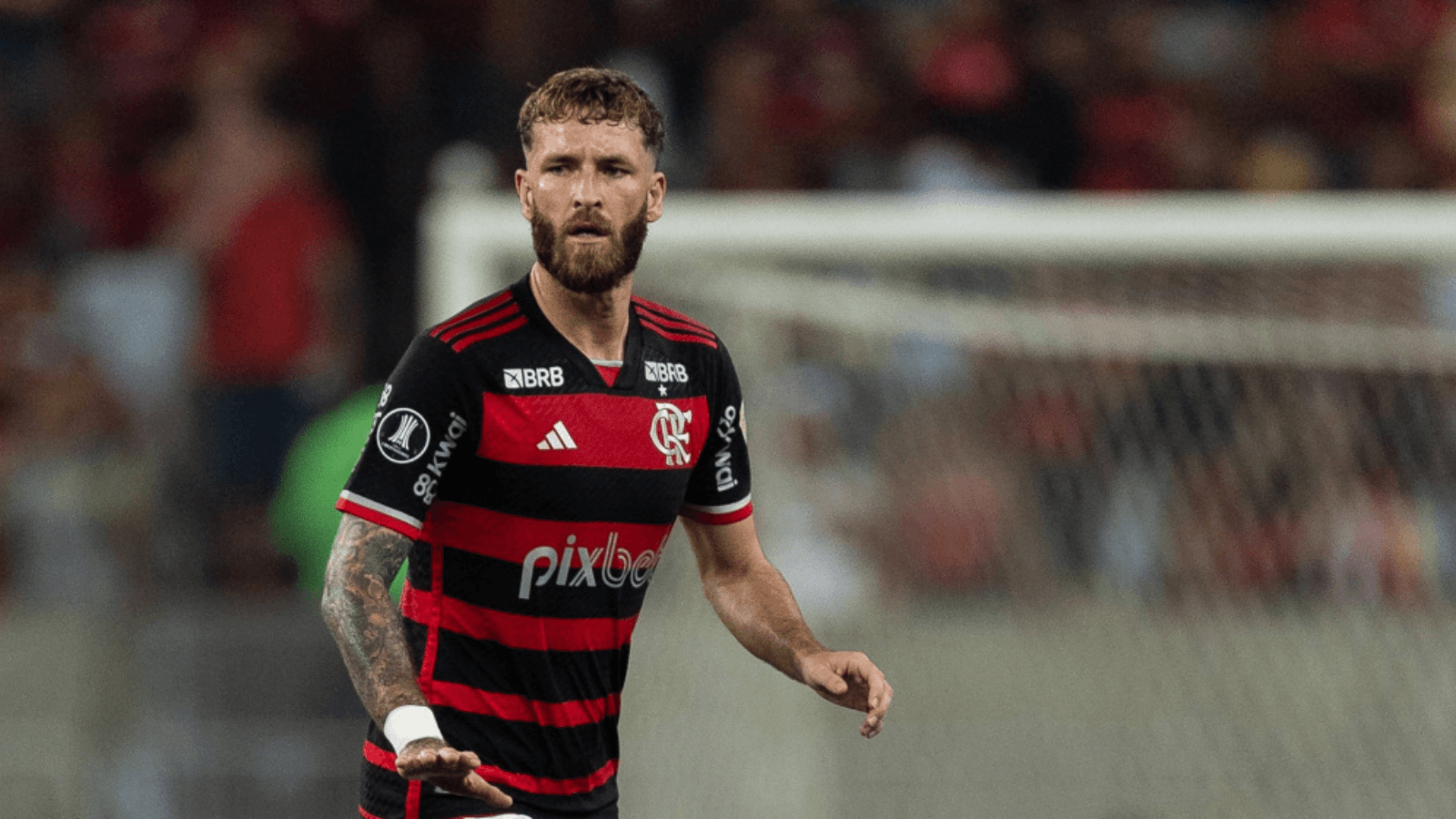 Beşiktaş'ta stoper için Brezilyalı ismi gündeme aldı!