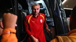Victor Nelsson: "Bonservisimi bedelsiz verin gideyim"