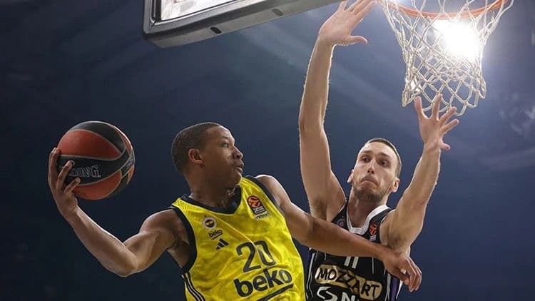 Fenerbahçe'den ayrılan Devon Hall, Milano ile anlaştı