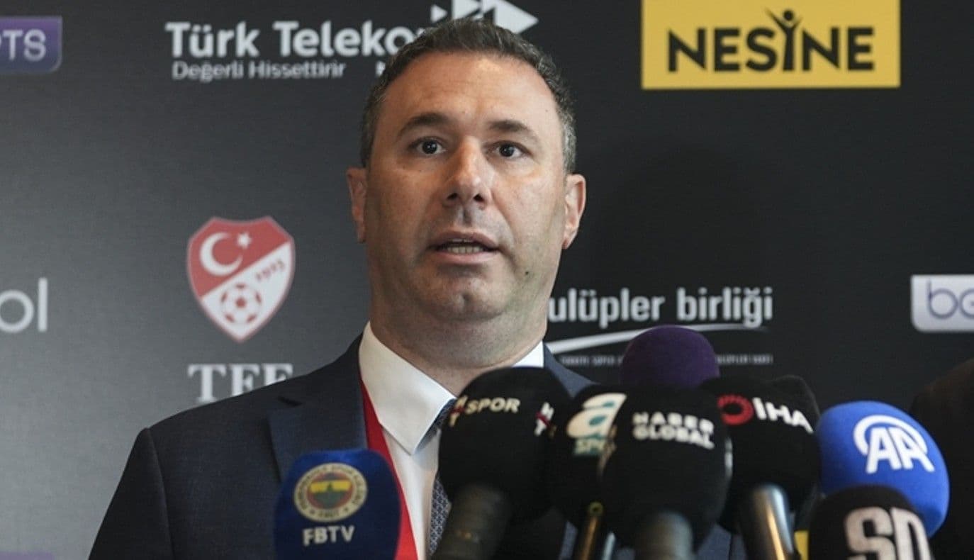 Fenerbahçe Başkan Vekili Barış Göktürk: "Yeni 10+4 kuralı ile birlikte bazı dezavantajlarımız var"