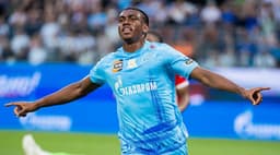 Trabzonspor'dan Zenit'e transfer olan Felipe Augusto yeni takımında müthiş bir başlangıç yaptı