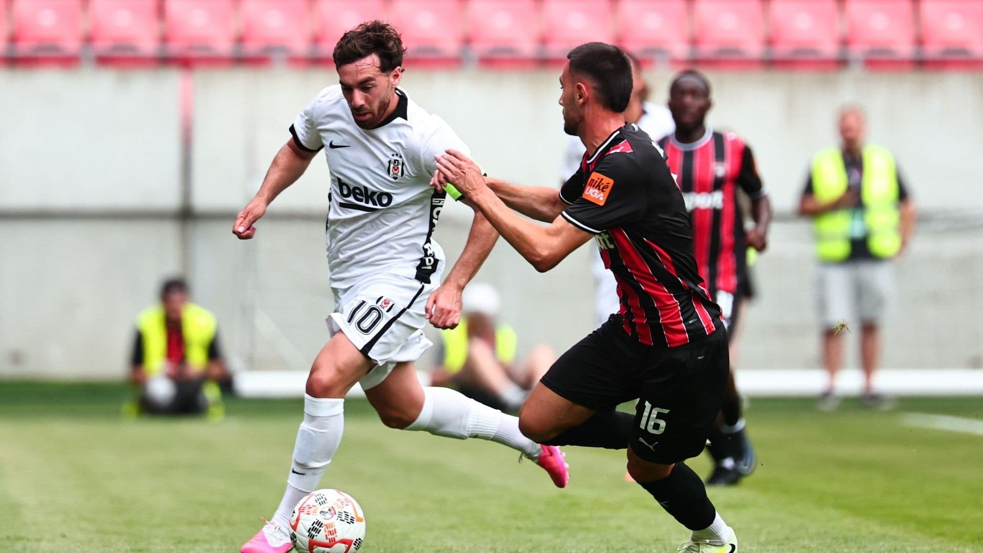 Beşiktaş, Spartak Trnava'ya 3 golle mağlup oldu