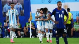 Trabzonspor'un yeni transferi Cabral salladı, Messi yıkılmadı!