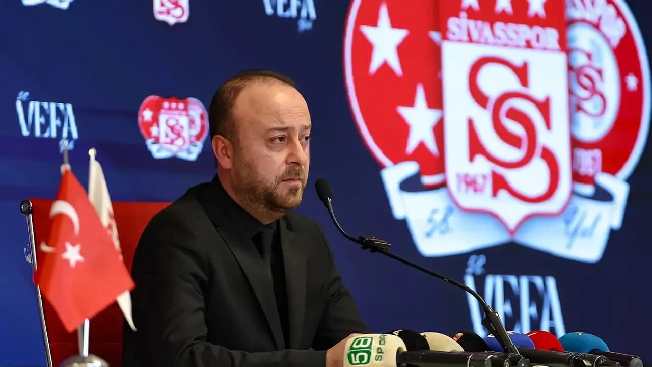Burak Özçoban