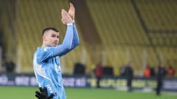 Fenerbahçe kabul etti! İşte Livakovic'e gelen teklif...