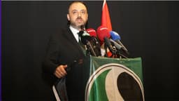 Sakaryaspor Kulübünde başkanlığa yeniden Enes Zengin seçildi