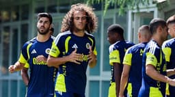 Fenerbahçe yeni sezon hazırlıklarını sürdürdü