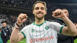 Berkan Kutlu'nun yeni adresi belli oluyor! 1+1 yıllık sözleşme...