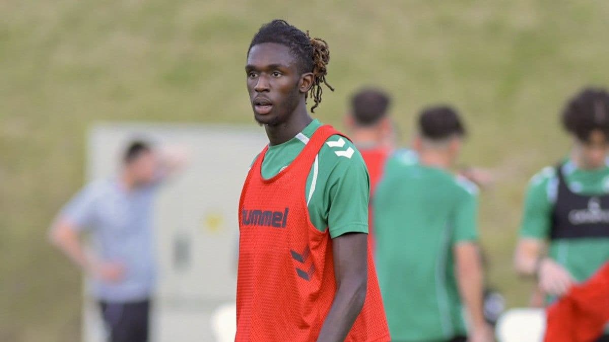 FLAŞ | Konyaspor'da transfer masası dağıldı! Oyuncu kampı terk etti