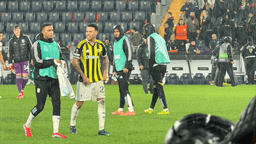 Maçtan sonra Fenerbahçe forması giymişti, 138 milyona transfer oluyor!