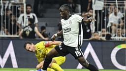 Olaitan, Vaclav Cerny’nin attığı gol öncesinde yaşananları anlattı.