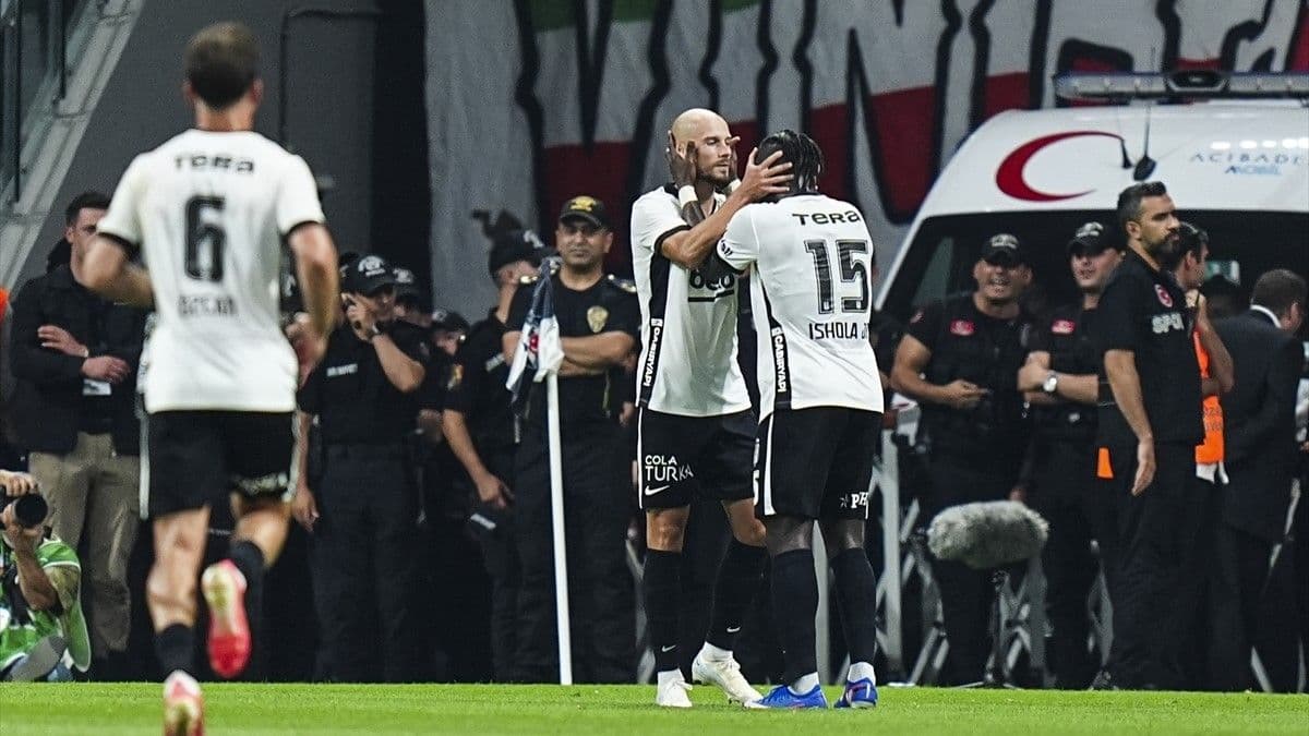VİDEO | Cerny Dolmabahçe'de golü attı! Hayat buldu