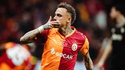 Noa Lang için kritik görüşme! Bu kez bonservisiyle
