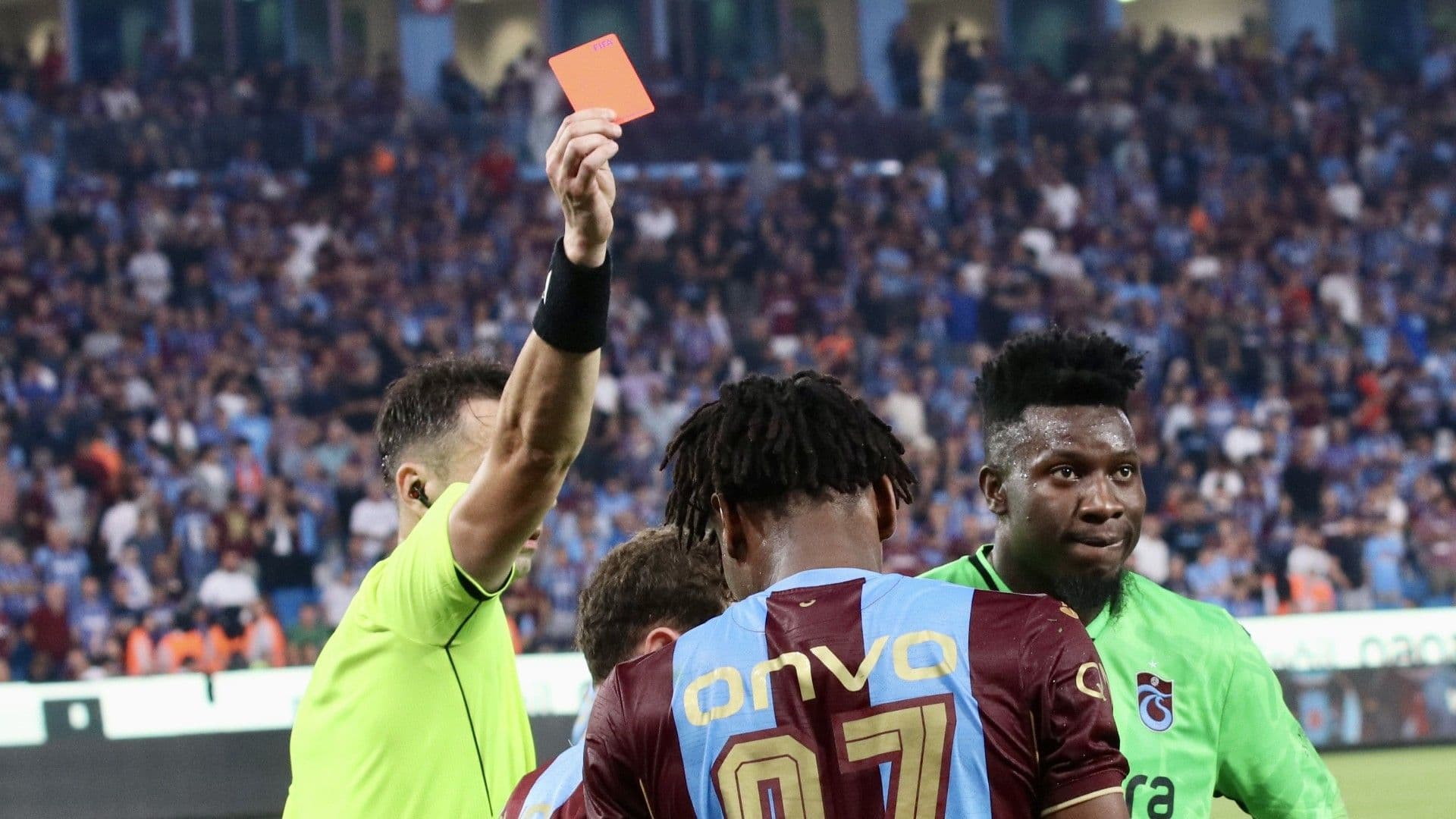 UEFA'dan Chibuike Nwaiwu kararı! Cezası belli oldu