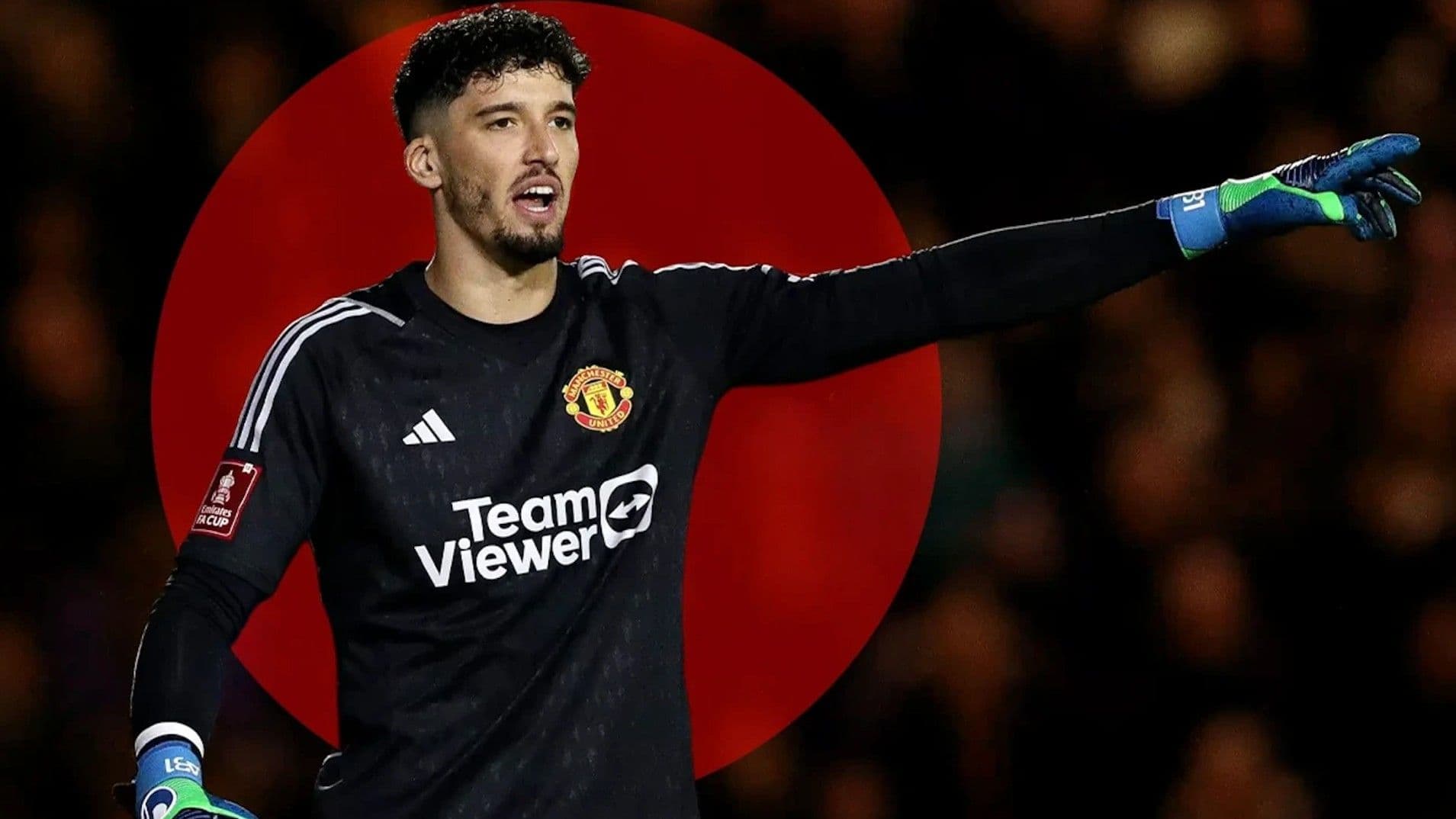 Manchester United, Altay Bayındır'ın transferini açıkladı