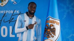 Elisha Owusu, Erzurumspor FK'ya imzayı attı!