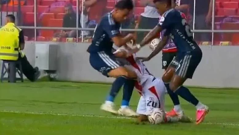 Semedo'nun Yalçın Kayan ile girdiği pozisyon