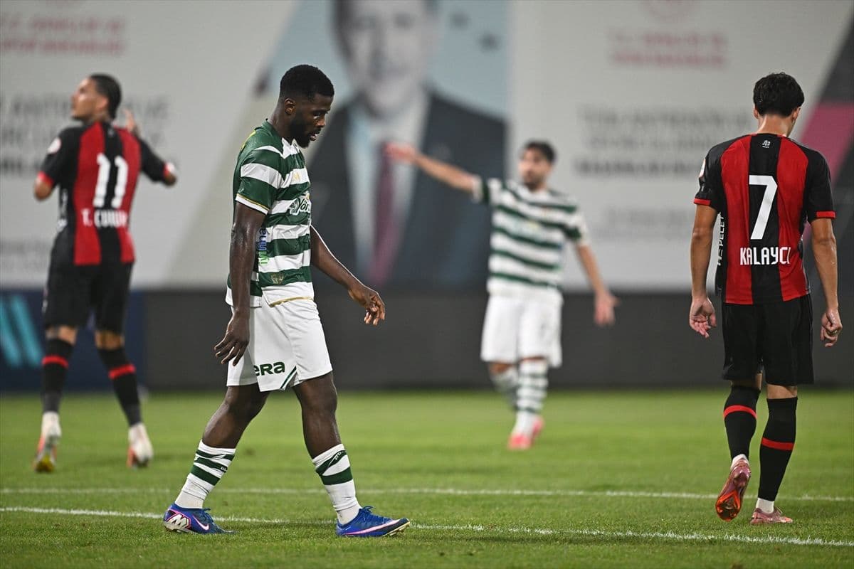 Mısırlı.com.tr Fatih Karagümrük - Bursaspor maçı