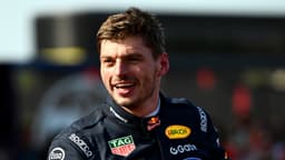 Formula 1'de Max Verstappen imzayı attı!