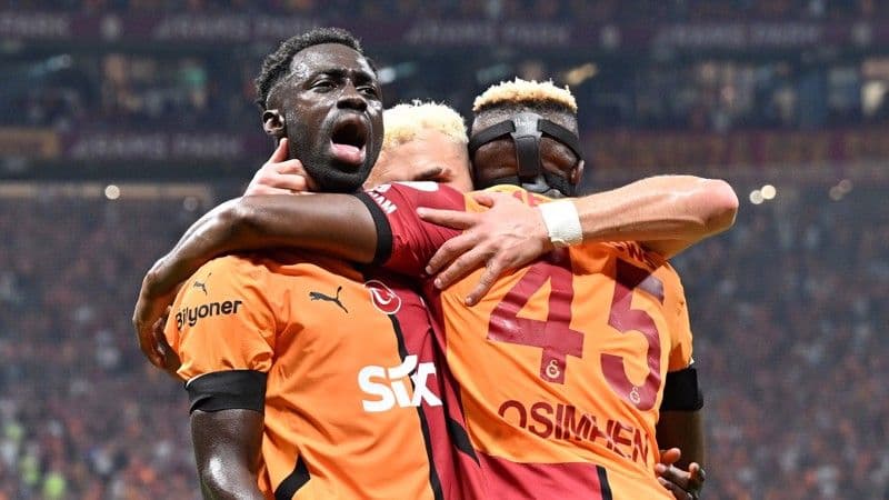 Victor Osimhen -&nbsp;Davinson Sanchez