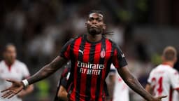Milan, Galatasaray'ın Leao için yaptığı 40 milyon Euro'luk teklife cevap verdi