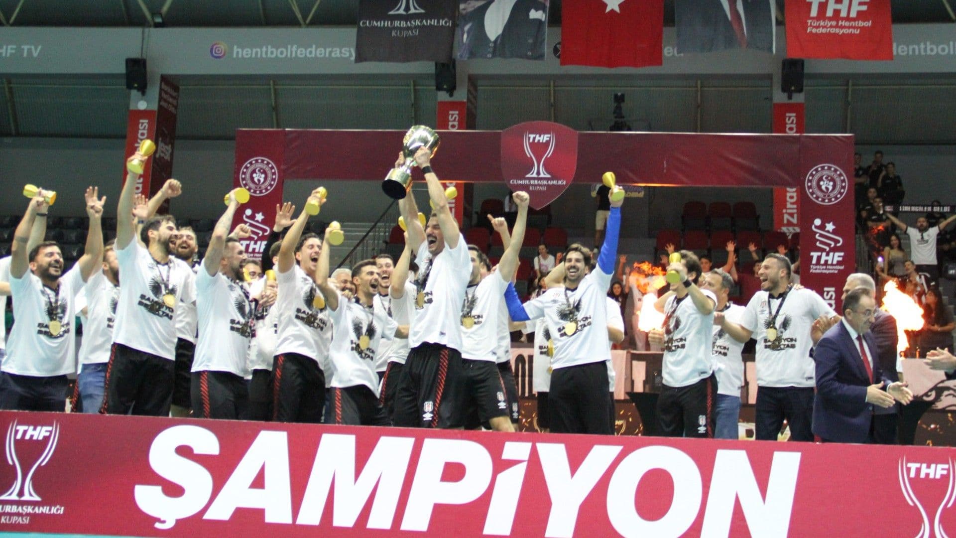 Hentbol Cumhurbaşkanlığı Kupası'nda şampiyon Beşiktaş!