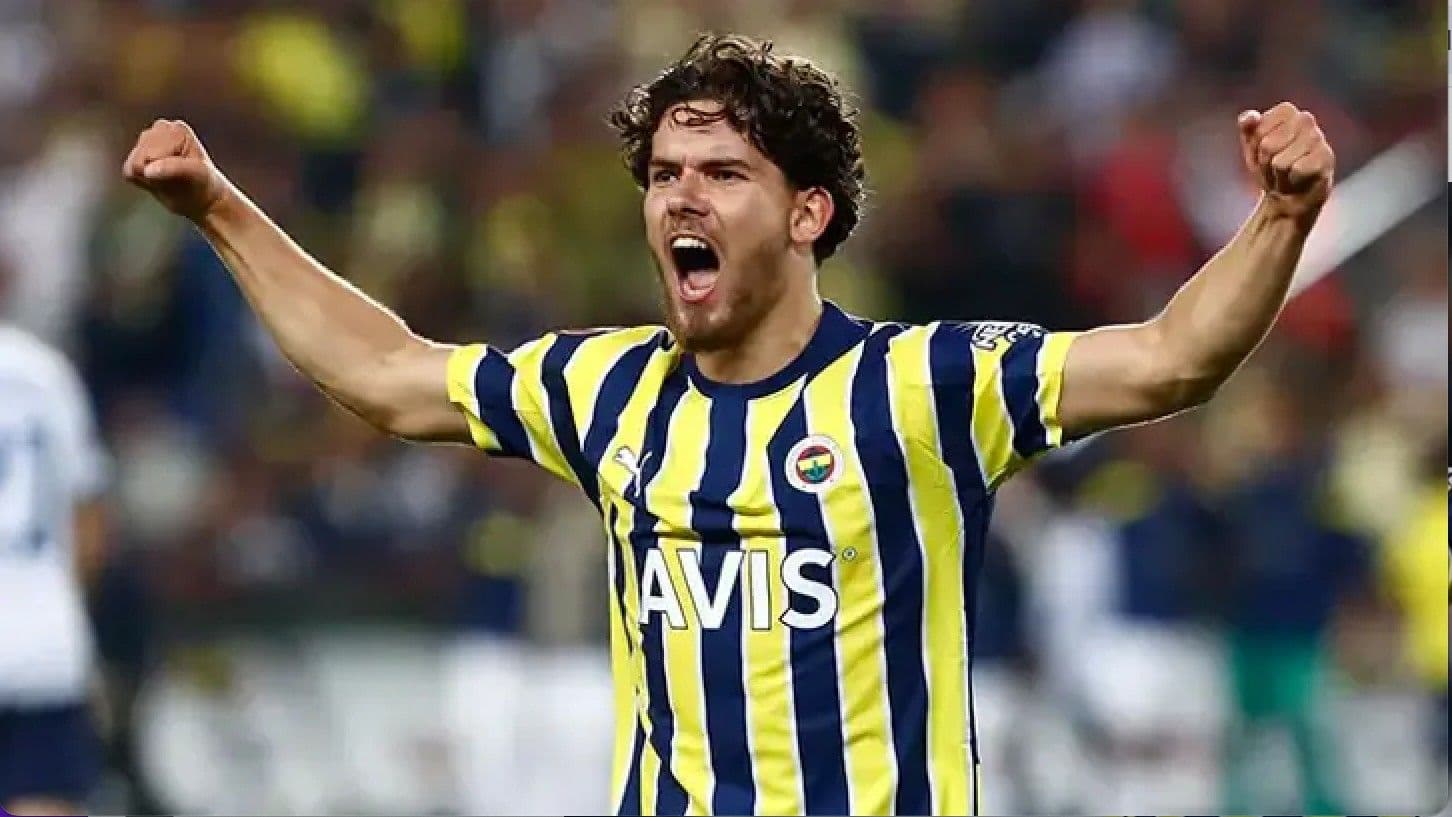Fenerbahçe'den gece yarısı Ferdi Kadıoğlu açıklaması