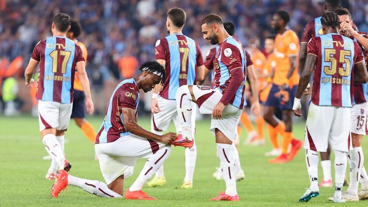 Chibuike Nwaiwu'dan transfer iddialarına yanıt!
