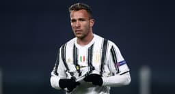 Juventus, Beşiktaş'ın istediği Arthur Melo'nun sözleşmesini feshetti