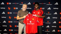 Carlos Baleba, Manchester United'da!