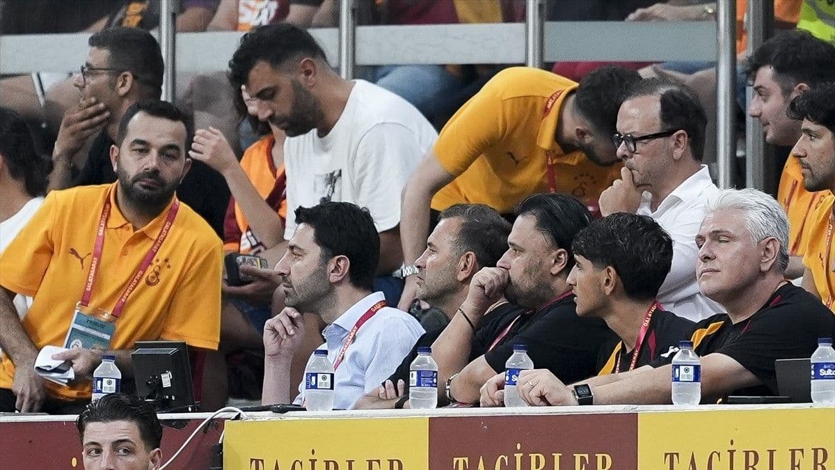 Galatasaray Teknik Direktörü Okan Buruk