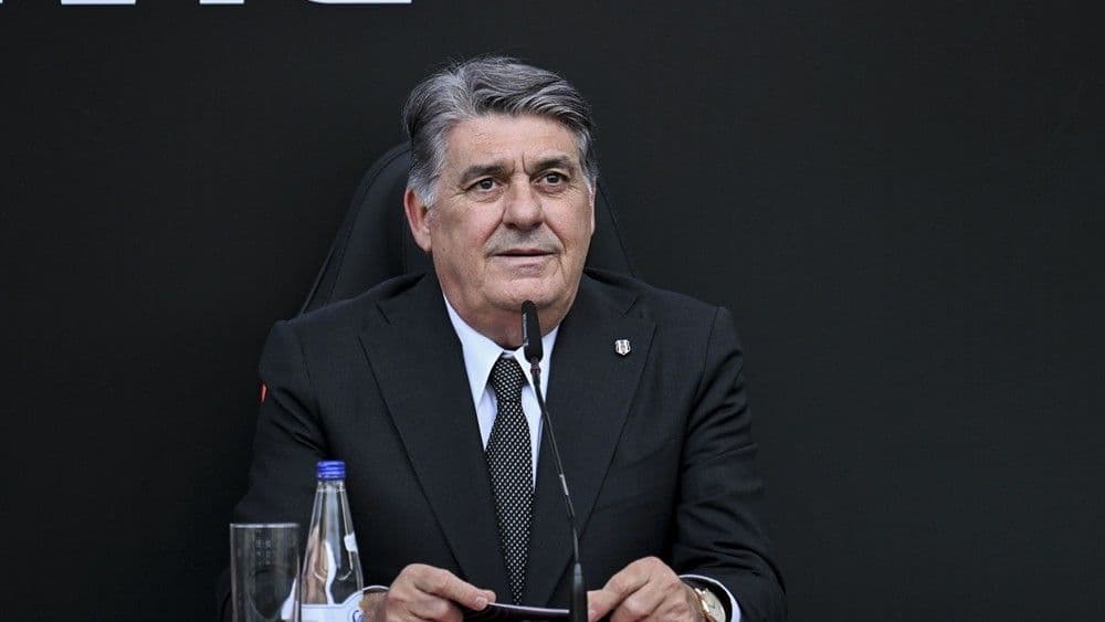 Serdal Adalı: "Vlahovic’in lisansı için İtalya'dan onay bekleniyor