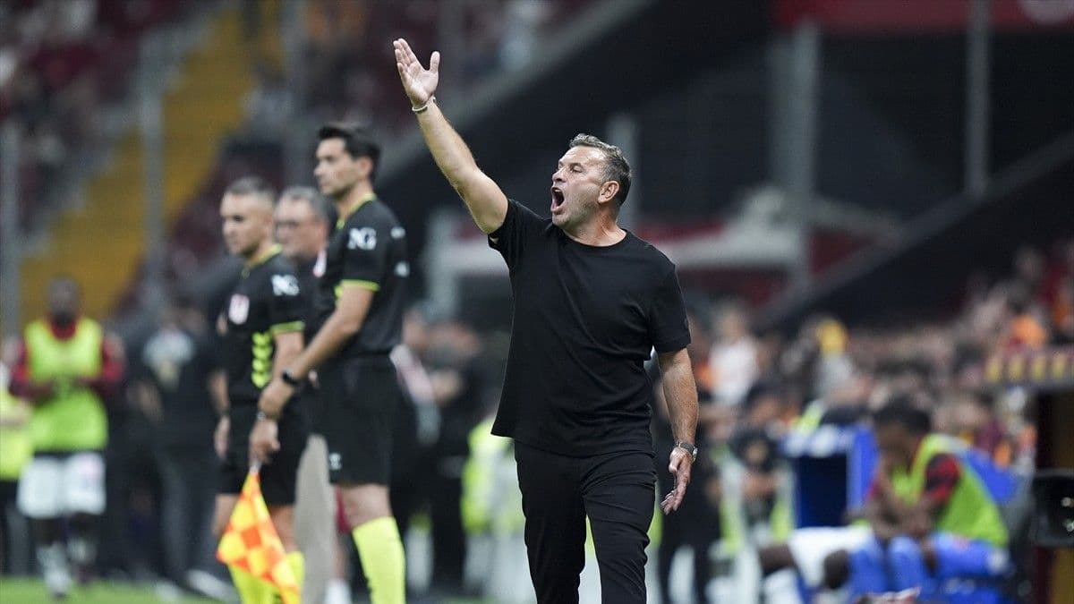 Okan Buruk'un transfer tepkisi: "Bunu söylediğimde bana kızıyorlar"