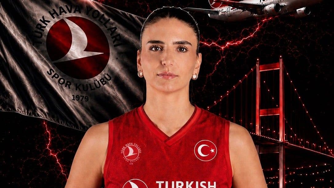 Türk Hava Yolları, Büşra Güneş'i transfer etti