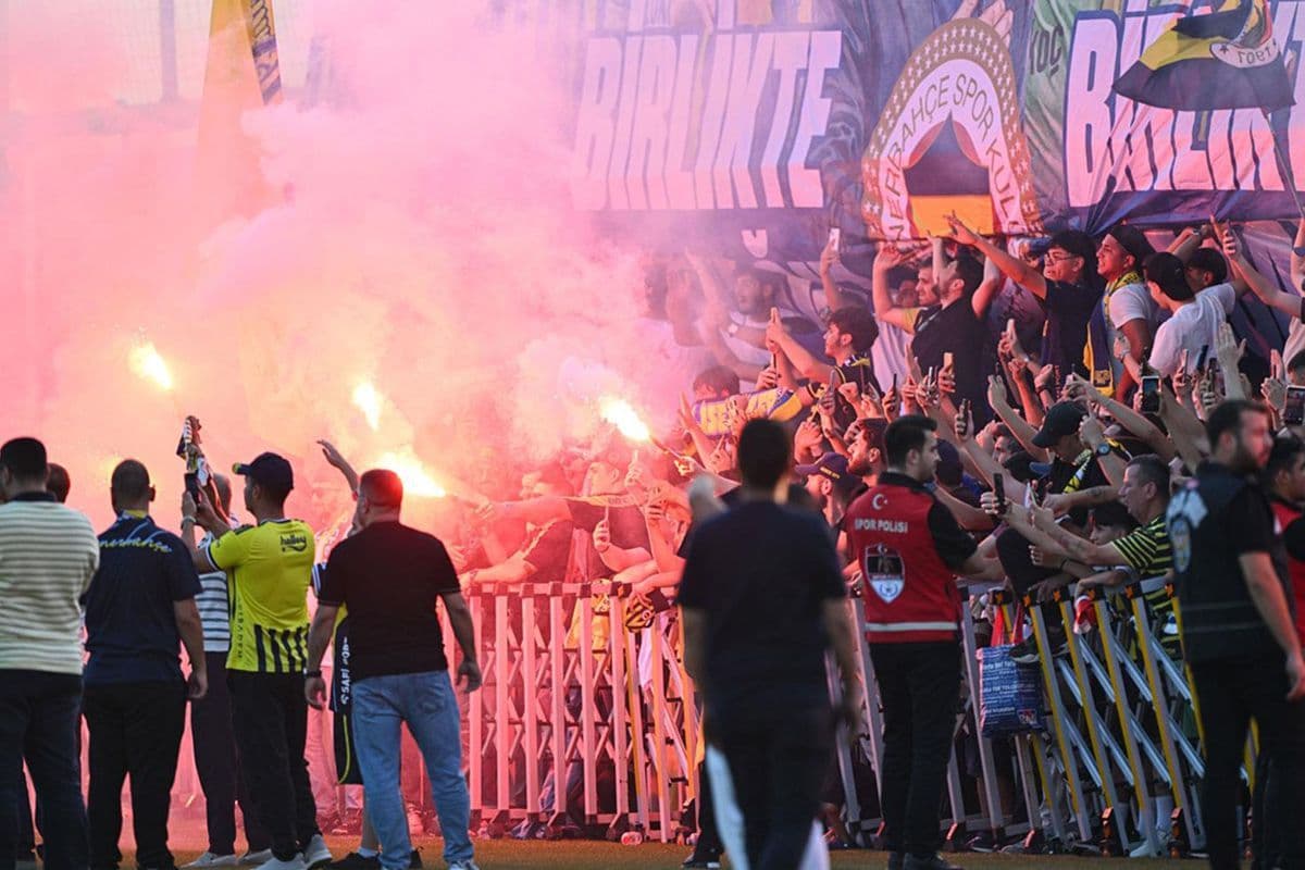 Fenerbahçe taraftarı