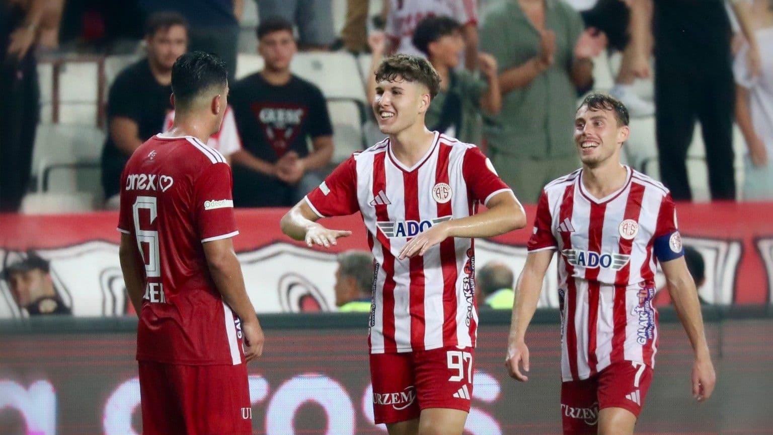 Antalyaspor - Keçtaş Ankara Keçiörengücü: 4-3 (Maç sonucu-yazılı özet)